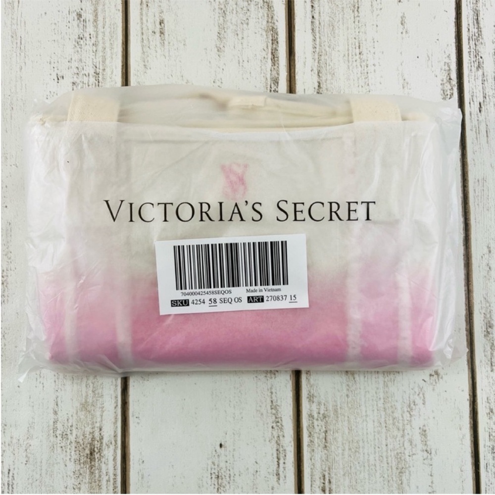 Victoria’s Secret Ombré Canvas Beach Travel Tote Bag - Picture 6 of 7